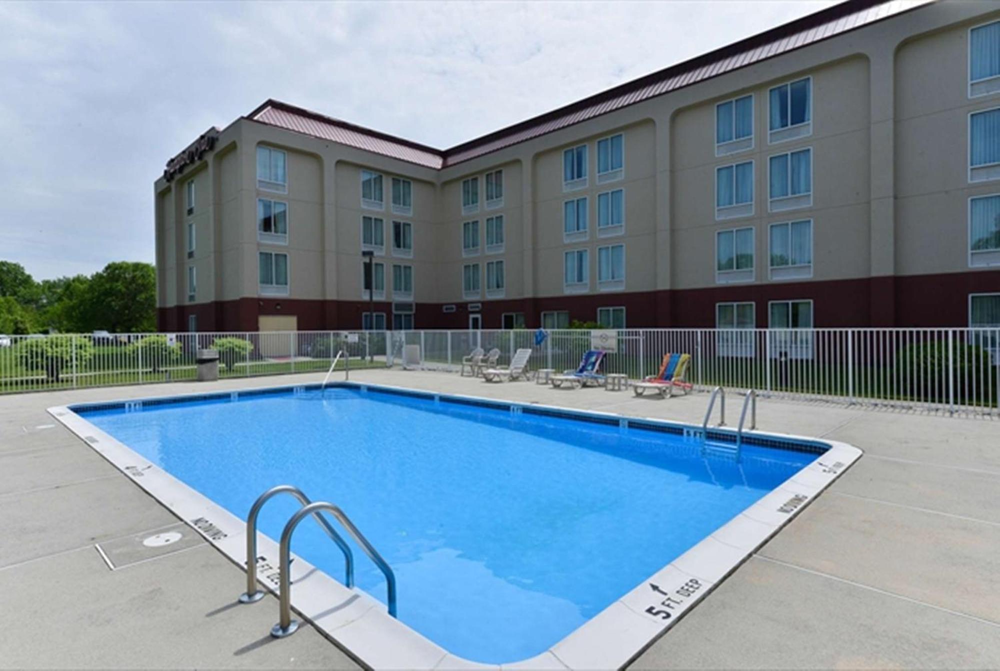 Hampton Inn Swedesboro Philadelphia Exterior foto